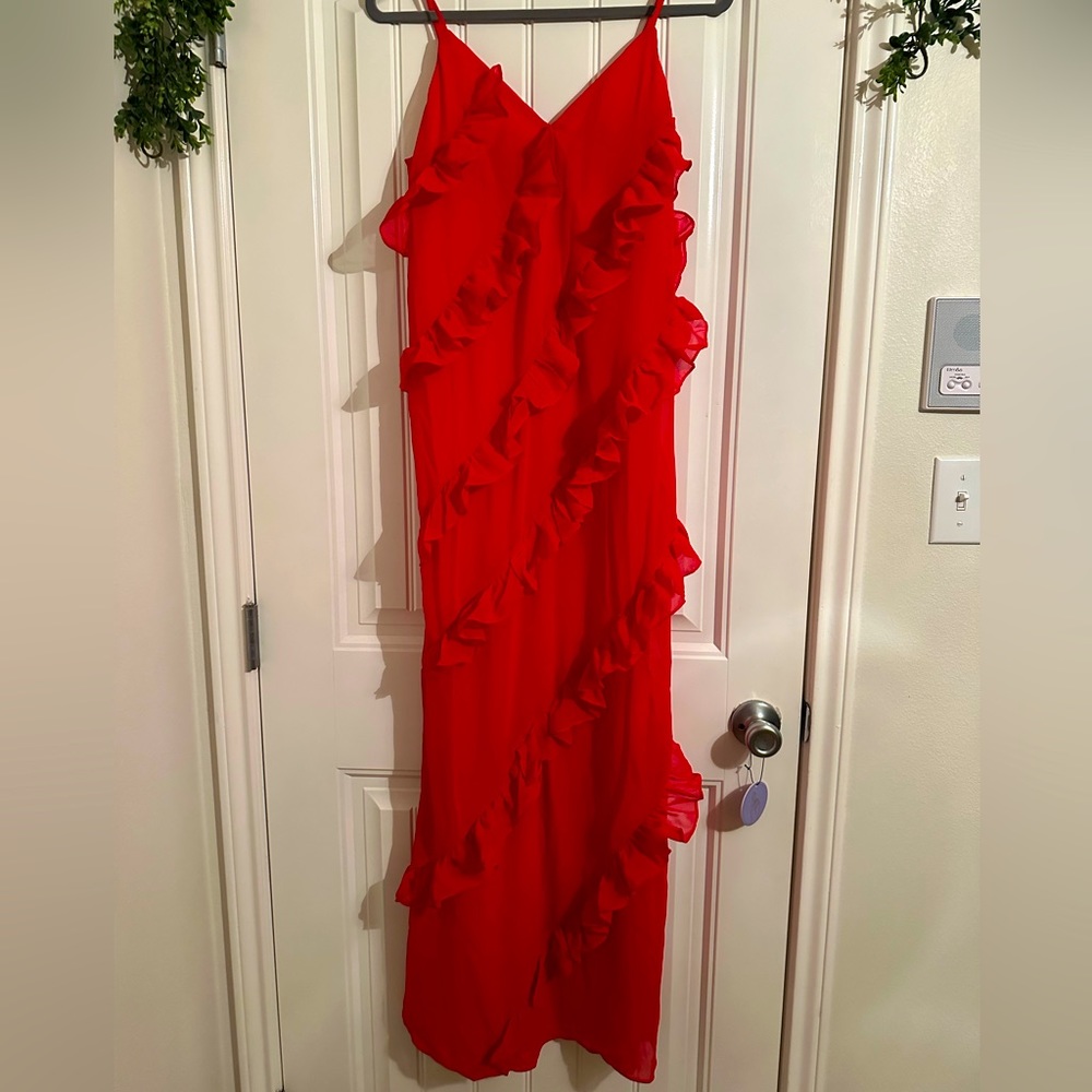 RED BOOHOO RUFFLED MAXI DRESS SIZE 10